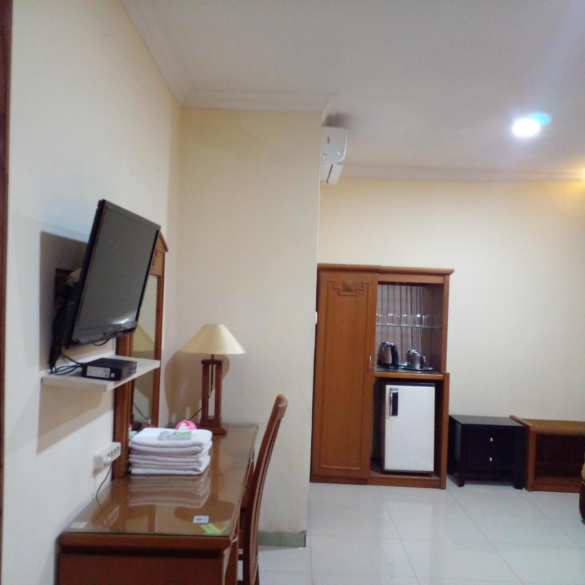 Hotel Priangan Cirebon Ngoại thất bức ảnh