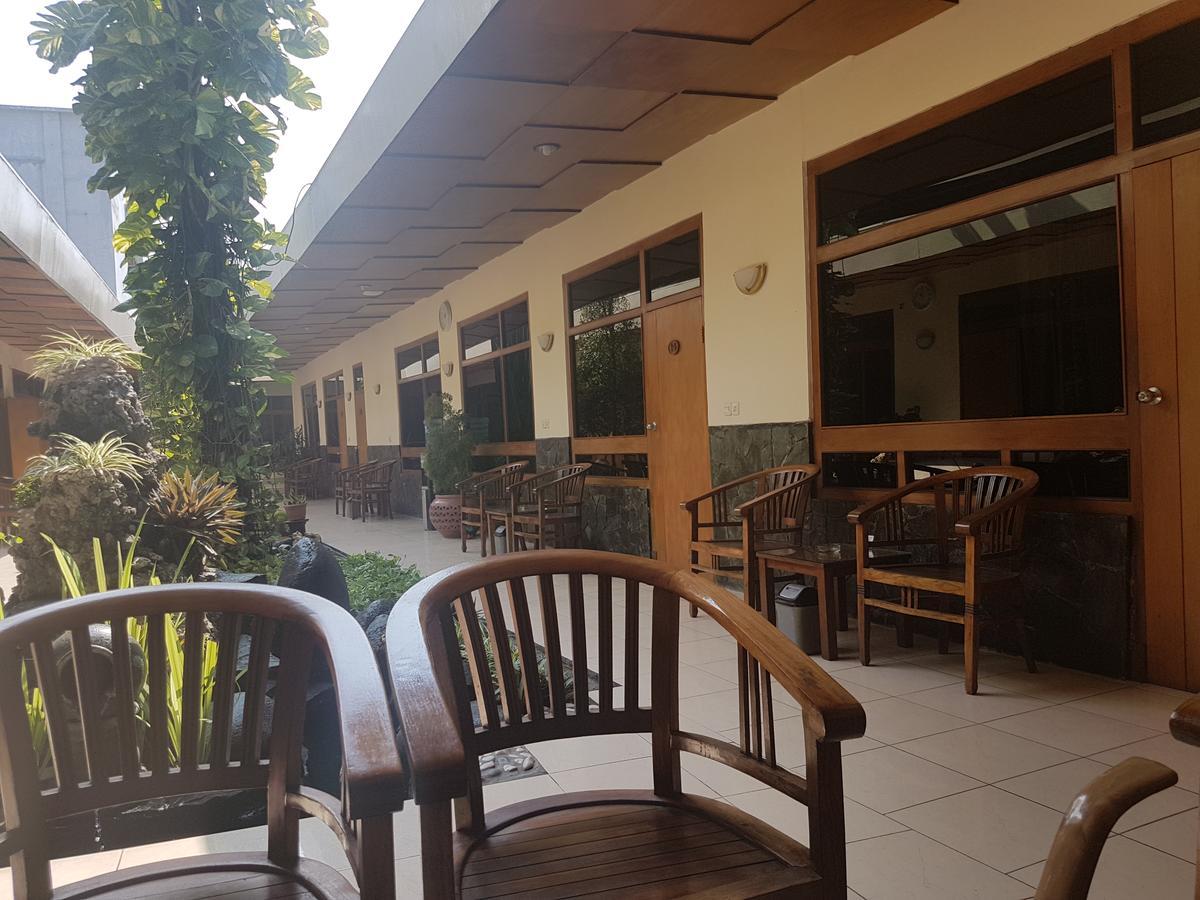 Hotel Priangan Cirebon Ngoại thất bức ảnh