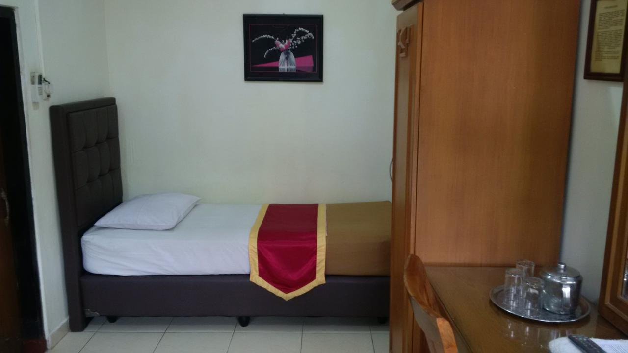 Hotel Priangan Cirebon Ngoại thất bức ảnh