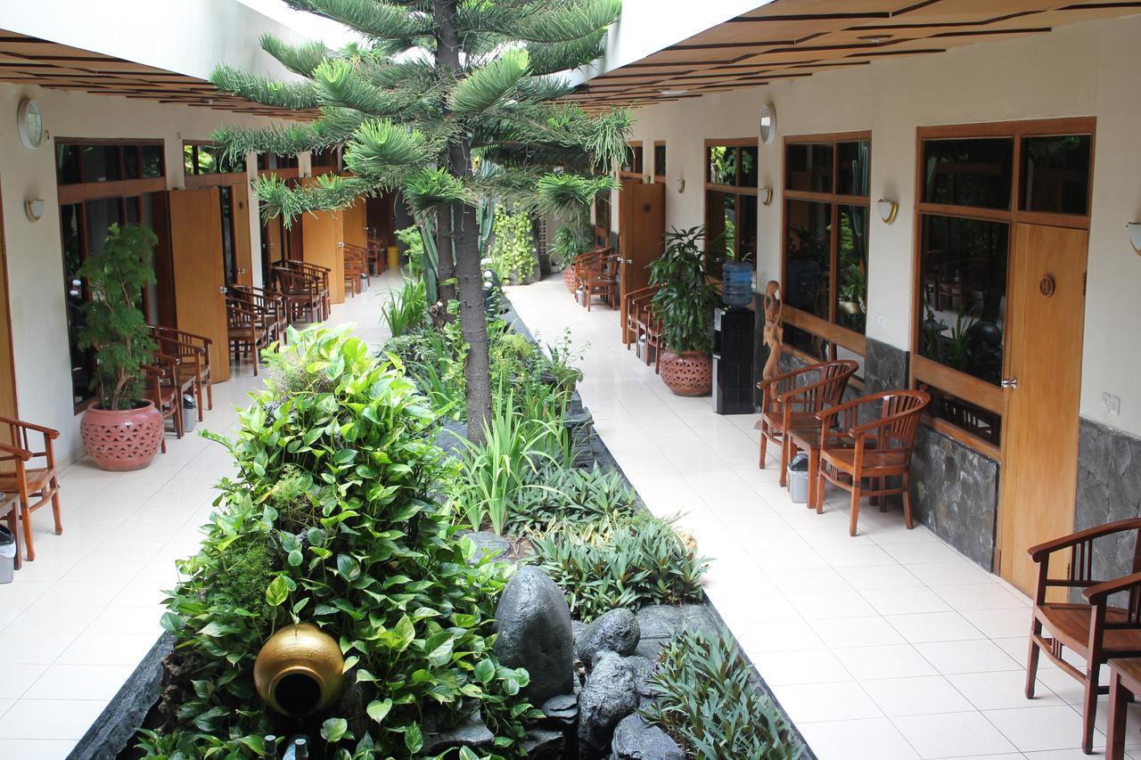 Hotel Priangan Cirebon Ngoại thất bức ảnh